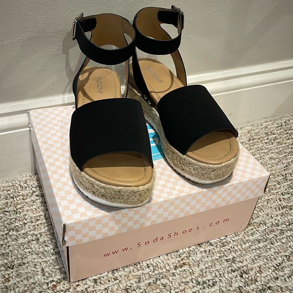 Soda Black Platform Sandals